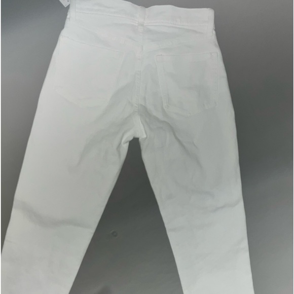 NWT GAP Girlfried Mid Rise - Picture 2 of 9